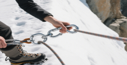 攀登安全的“守護(hù)神”：你的登山扣，CE認(rèn)證EN 12275:2013標(biāo)準(zhǔn)解讀！